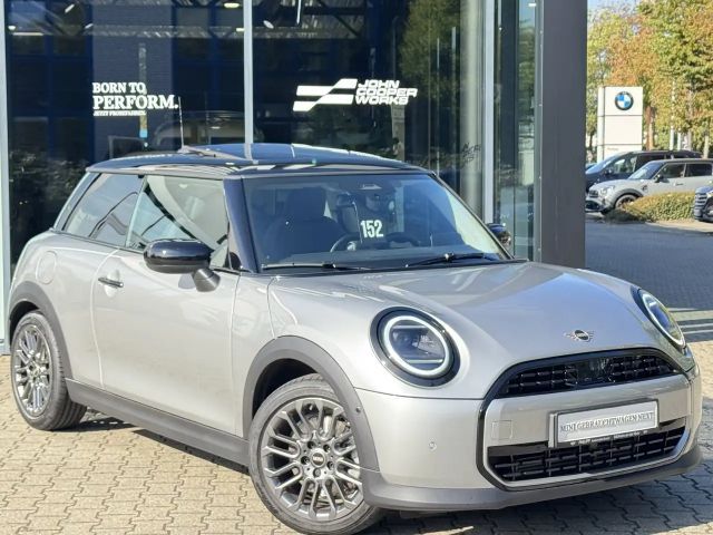 MINI Cooper Classic Trim PANO HuD DA PA LenkradHzg