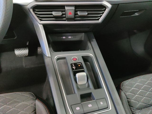 Seat Leon Black FR-lijn Sportstourer