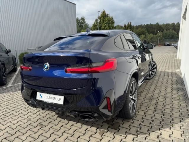 BMW X4 i NP: 100.980€ Sommer21'' Pano AHK Laser H/K HUD A