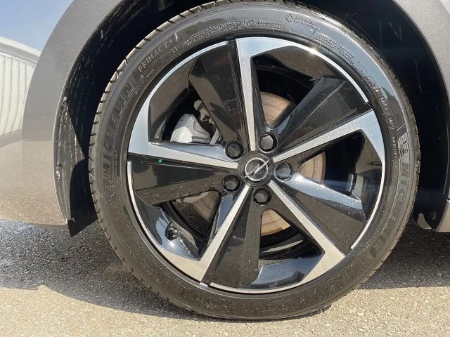 Opel Astra GS-Line Grand Sport