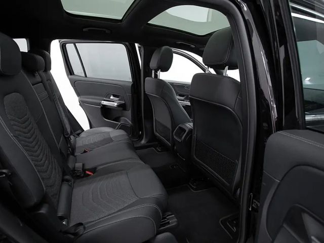 Mercedes-Benz EQB 250