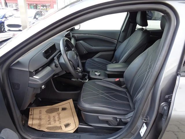 Ford Mustang Mach-E Extended range