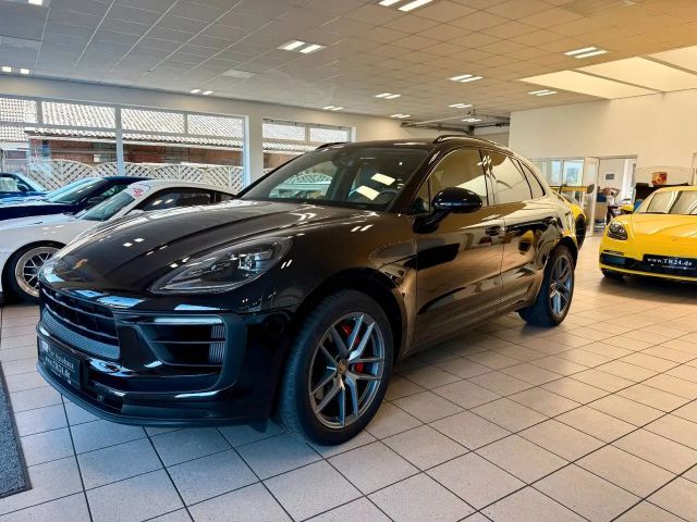 Porsche Macan S