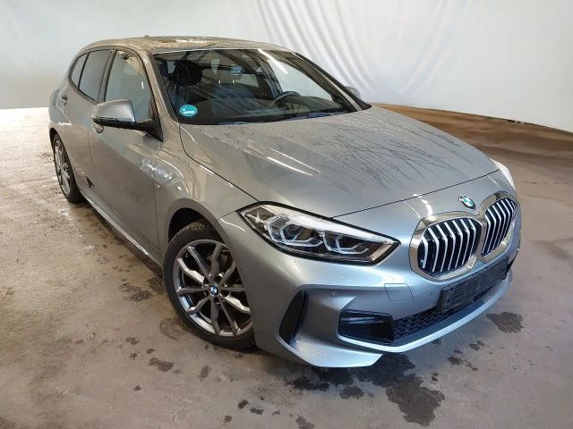 BMW 118 118i M-Sport Sedan