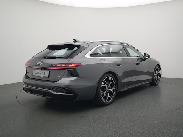 Audi A6 Avant Quattro S-Tronic