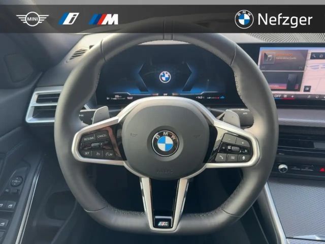 BMW 318 318i M-Sport Sedan