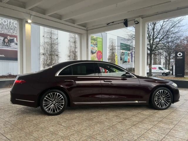 Mercedes-Benz S 580 4MATIC Sedan
