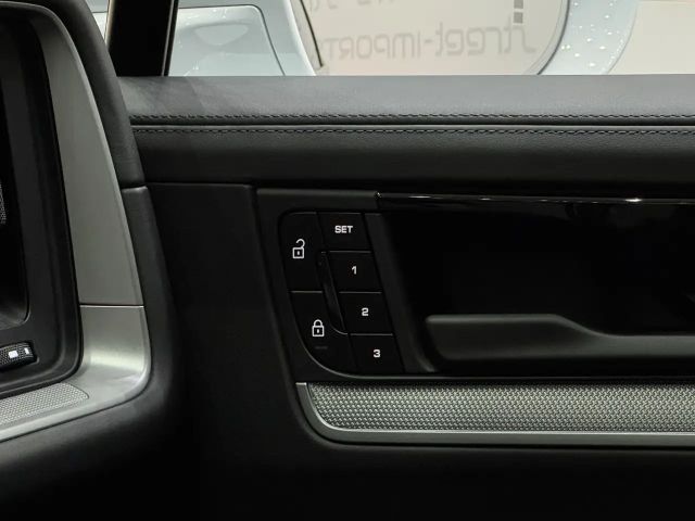 Porsche Cayenne Coupé E-Hybrid