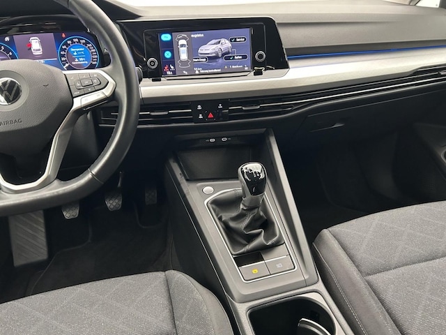 Volkswagen Golf 1.0 TSI Life Variant