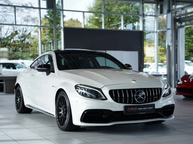 Mercedes-Benz C 63 AMG AMG Line Coupé