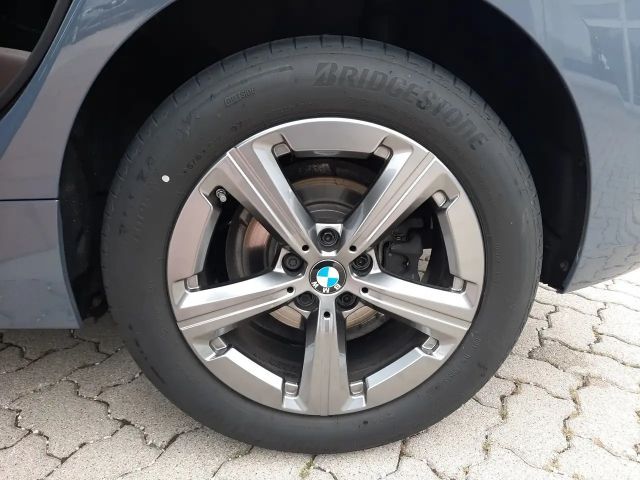 BMW 218 218i Active Tourer