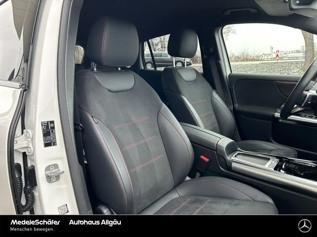 Mercedes-Benz GLA 200 AMG Line