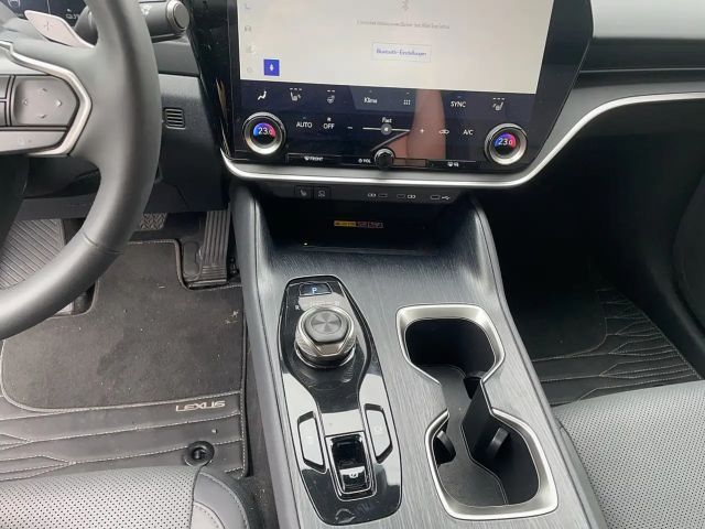 Lexus RZ Executive Line