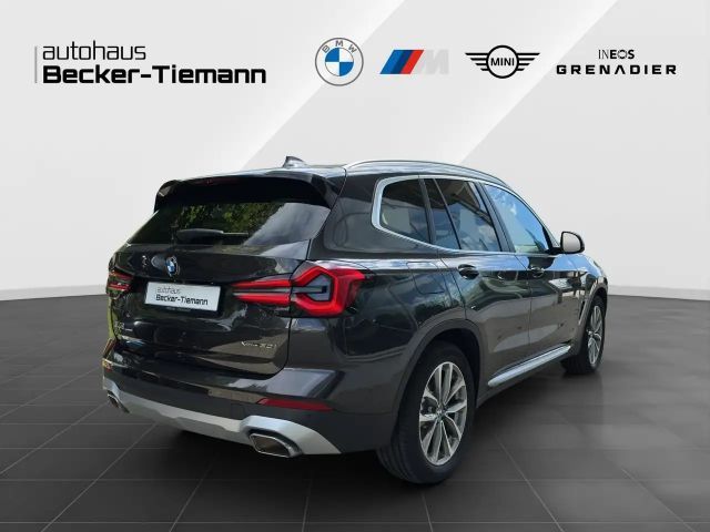 BMW X3 xDrive30i