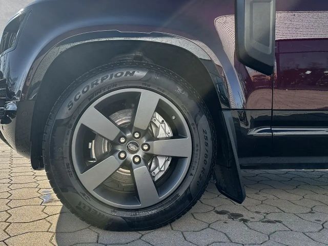 Land Rover Defender D300 HSE