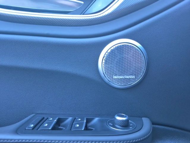 Alfa Romeo Giulia Q4