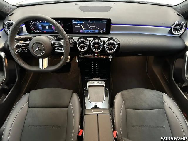 Mercedes-Benz A 180 A 180 d AMG Line