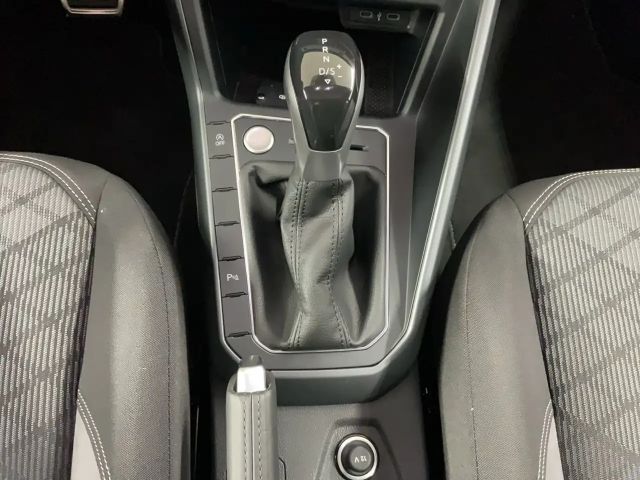 Volkswagen Taigo 1.5 TSI DSG R-Line