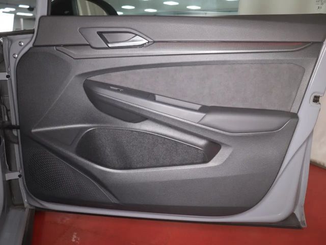 Volkswagen Golf 2.0 TSI GTI Style