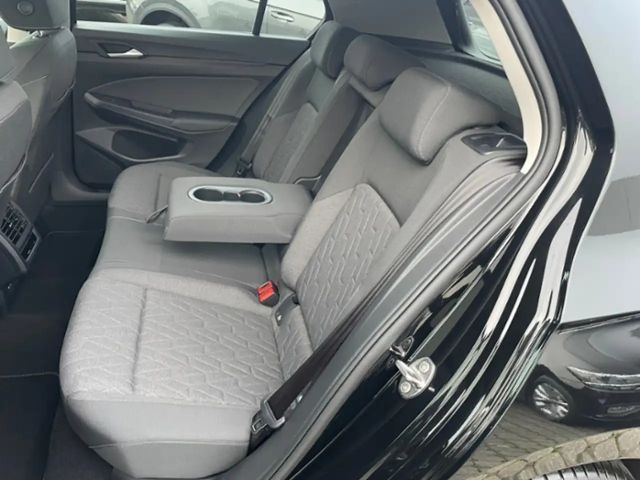 Volkswagen Golf 1.5 TSI Golf VIII Life