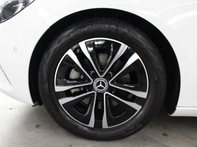 Mercedes-Benz B 180 Progressive