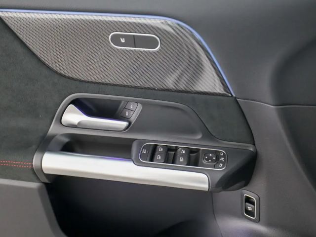 Mercedes-Benz GLA 200 4MATIC GLA 200 d