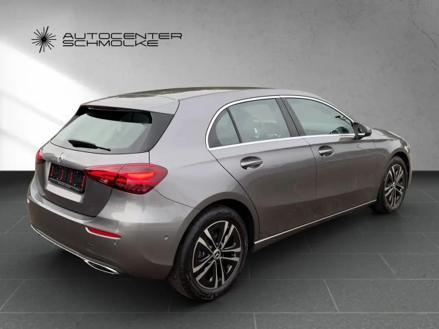 Mercedes-Benz A 180 Progressive