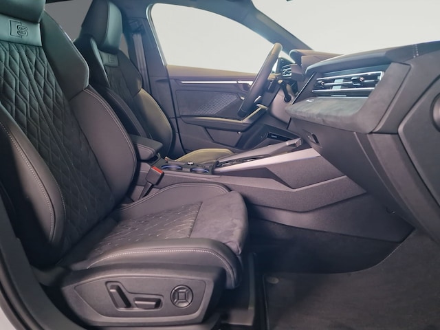 Audi A3 S-Line S-Tronic Sedan