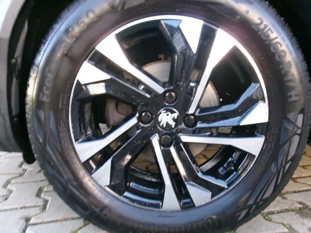 Peugeot 2008 EAT8 GT-Line