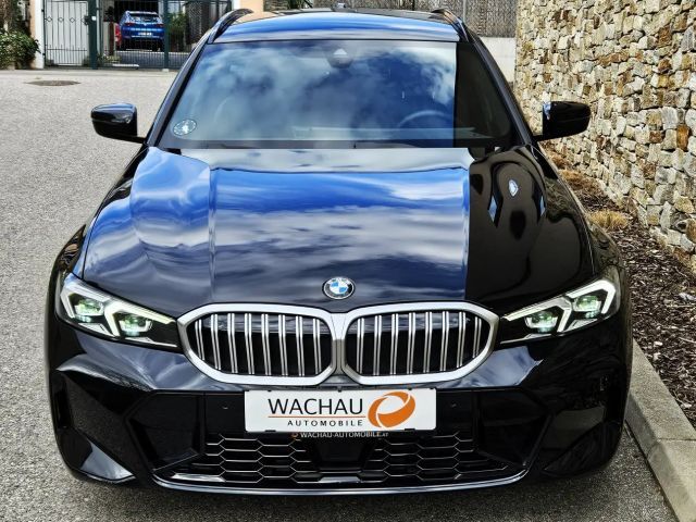 BMW 330 330i Touring xDrive