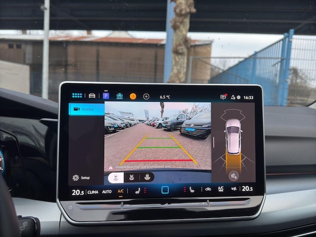 Volkswagen Golf 1.5 eTSI DSG Golf VIII IQ.Drive