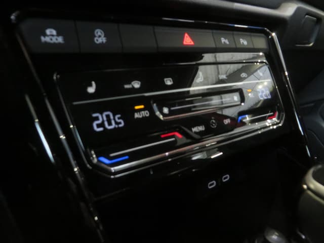 Volkswagen T-Roc 1.5 TSI DSG R-Line