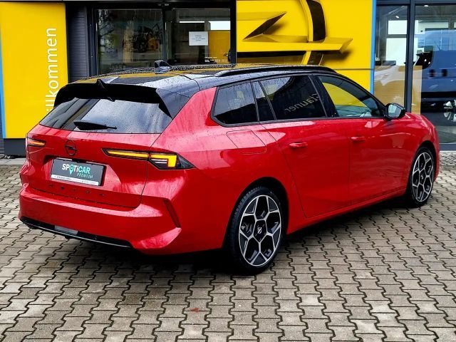 Opel Astra Sports Tourer Ultimate