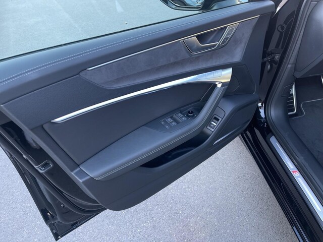 Audi S6 Avant Quattro