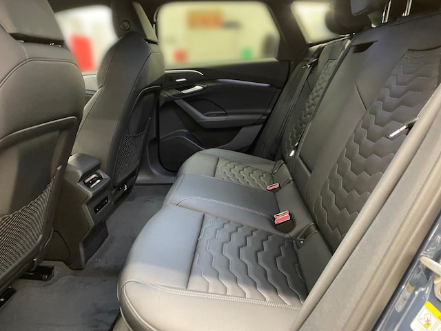 Audi A6 e-tron Avant Quattro