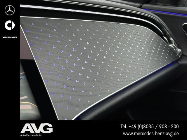 Mercedes-Benz E 220 AMG Line E 220 d Sedan