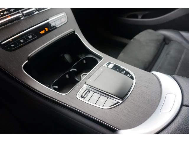 Mercedes-Benz GLC 300 4MATIC AMG Line