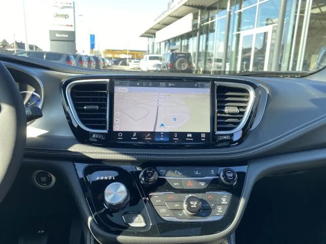 Chrysler Pacifica Limited eHybrid