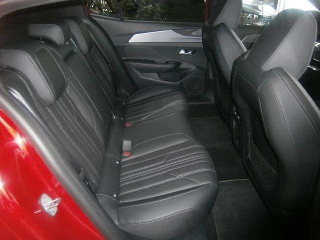 Peugeot 408 130 EAT8 GT-Line PureTech