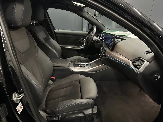 BMW 320 320d M-Sport Touring xDrive