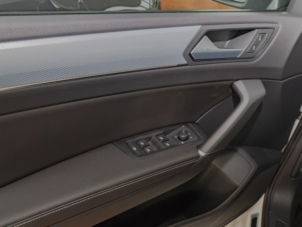 Volkswagen Touran 1.5 TSI