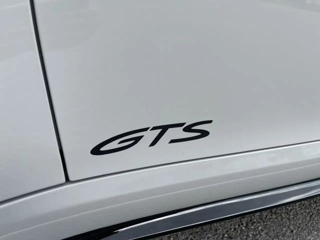 Porsche 911 4 Cabrio Carrera GTS
