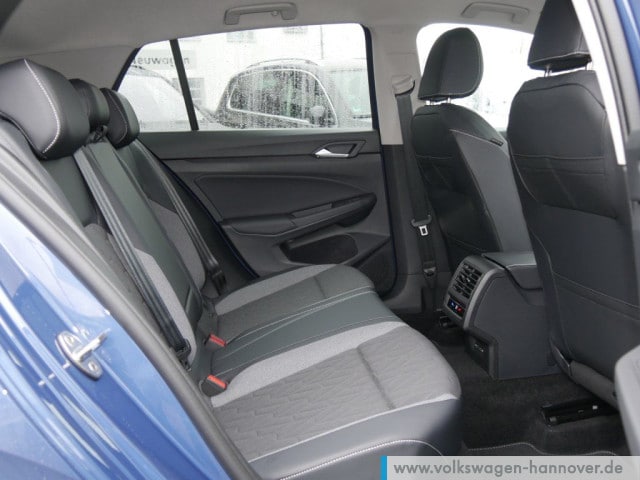 Volkswagen Golf 1.5 eTSI DSG