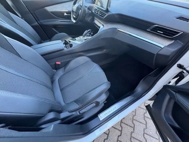 Peugeot 3008 EAT8 GT-Line PureTech