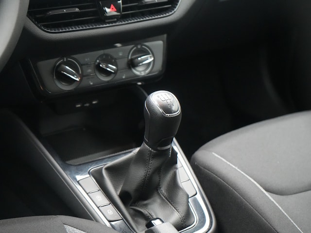 Skoda Fabia Fabia  KLIMA CARPLAY LED SHZ PDC