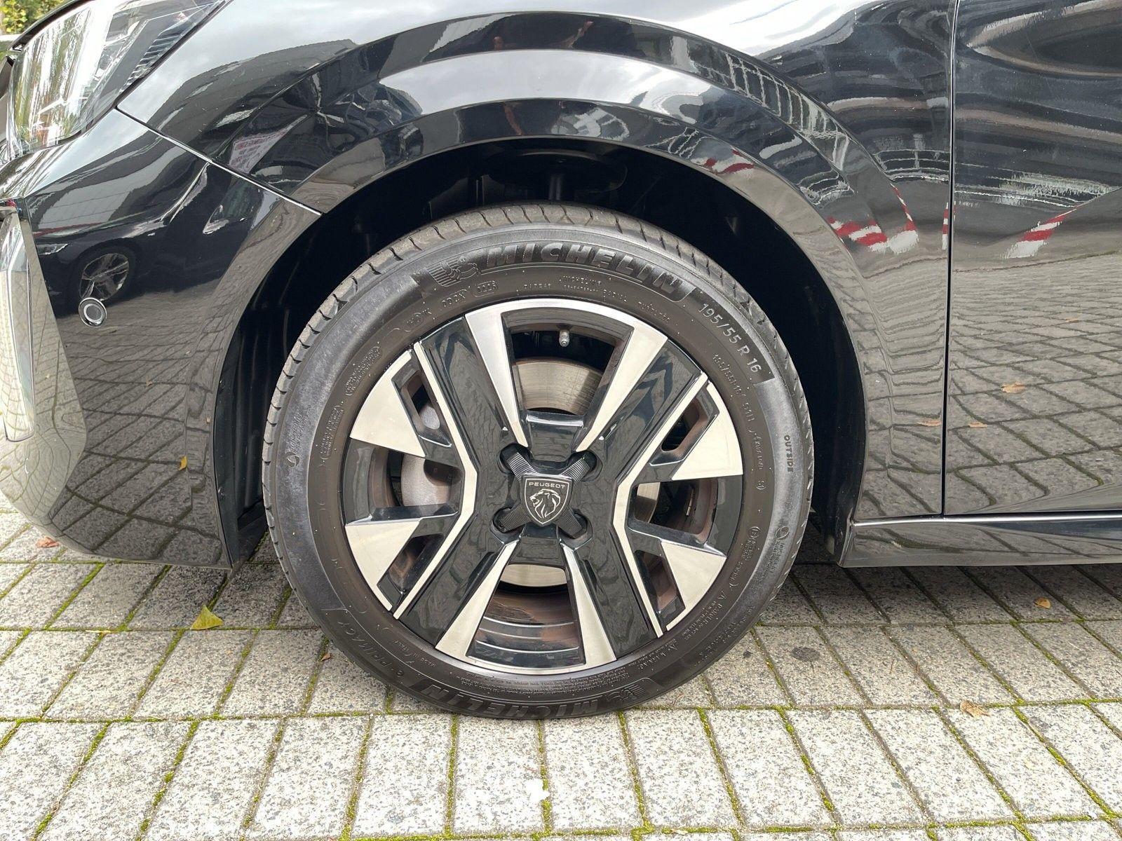 Peugeot 208 Allure Pack Hybrid