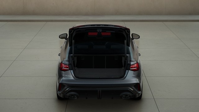 Audi RS3 Quattro S-Tronic Sedan