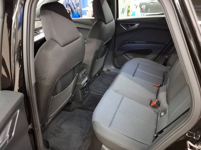 Audi Q4 e-tron SUV 45 e-tron Audi Q4 e-tron