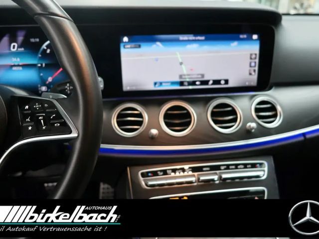 Mercedes-Benz E 220 4MATIC