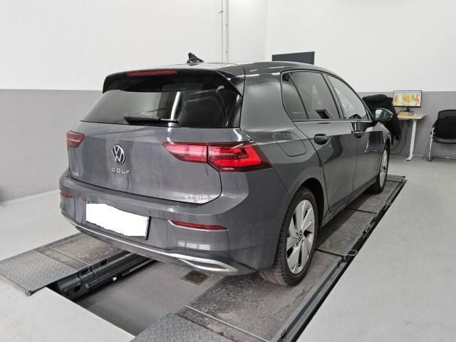Volkswagen Golf 1.5 eTSI DSG Golf VIII